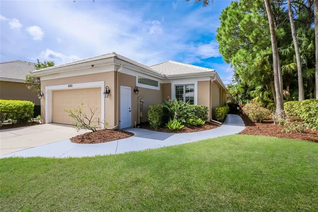 8702 52nd Drive E, BRADENTON