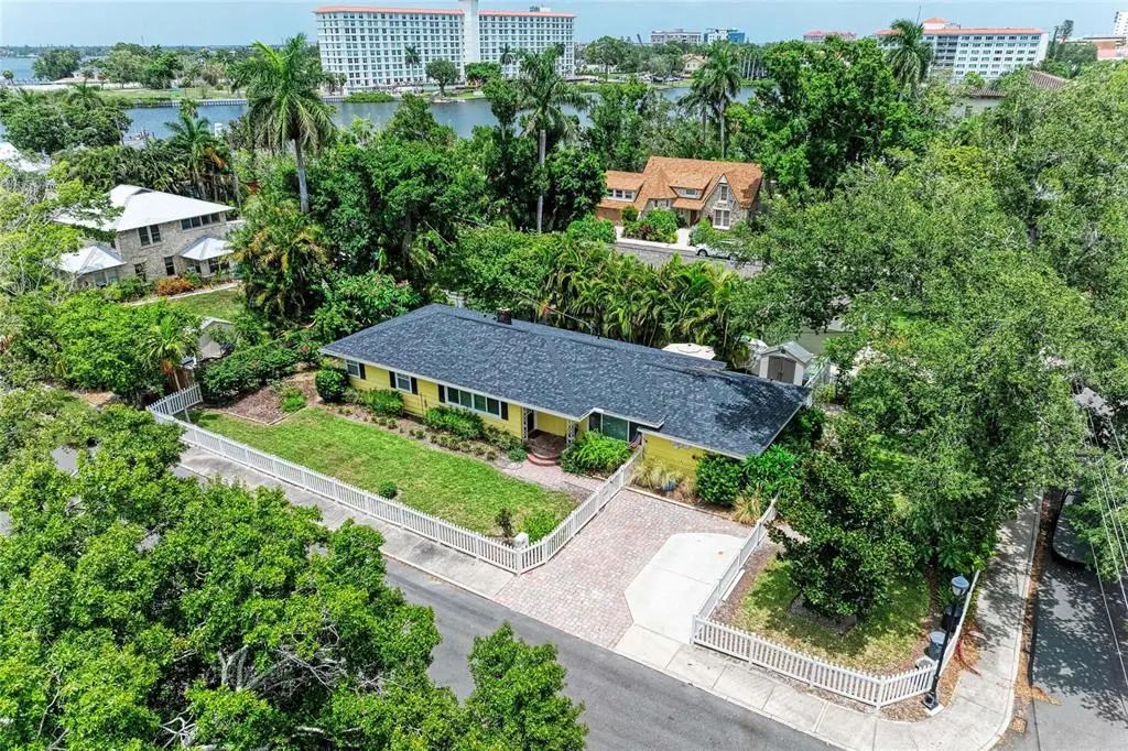405 20th Street W, BRADENTON