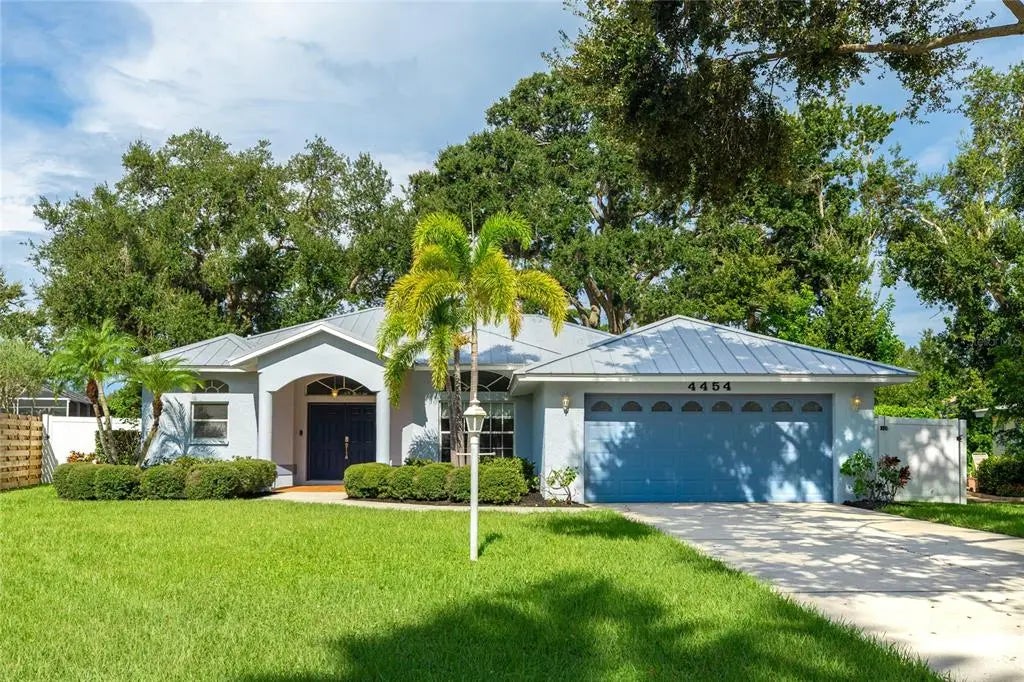 4454 Hollybrook Way, SARASOTA
