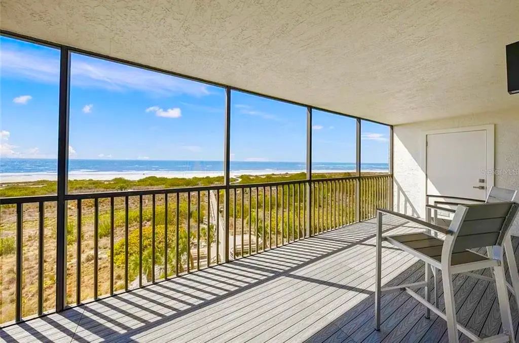 420 Beach Road 606, SARASOTA