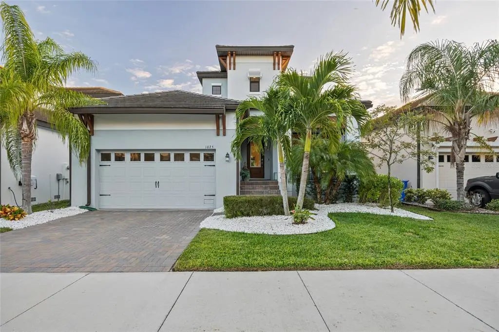 1025 Seagrape Drive, RUSKIN