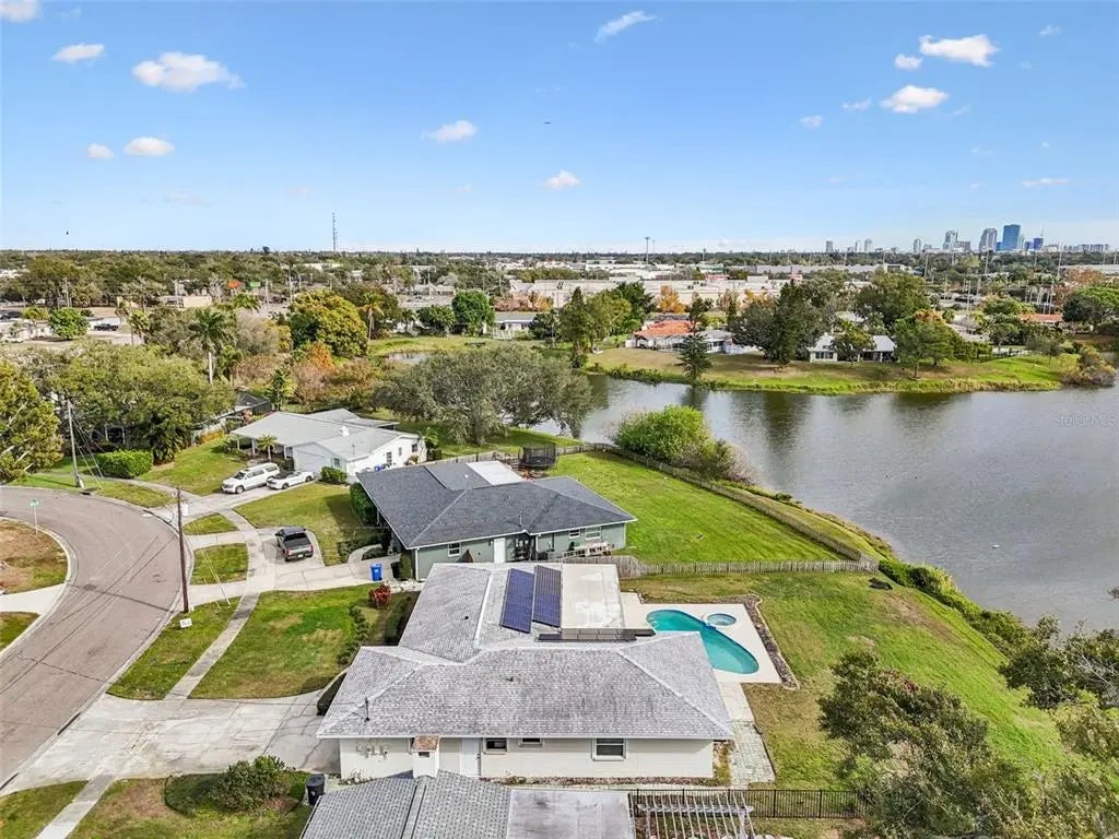 3700 21st Avenue N, ST PETERSBURG