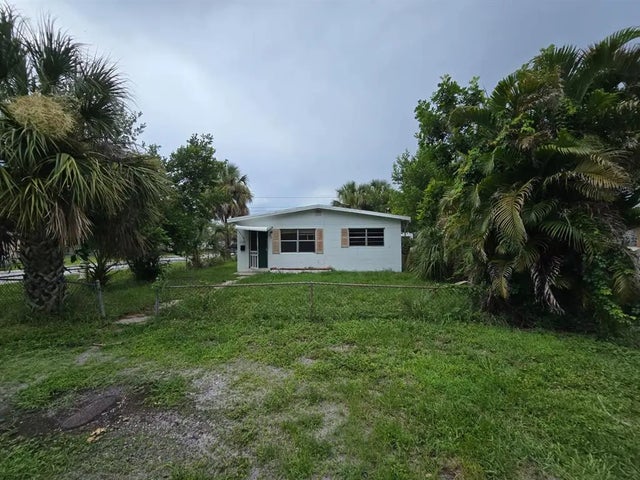 3167 6th Avenue S, ST PETERSBURG