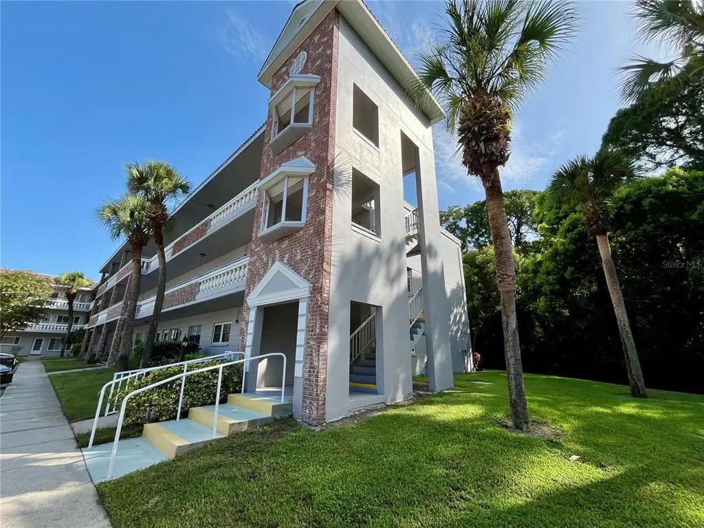 2460 Persian Drive 24, CLEARWATER