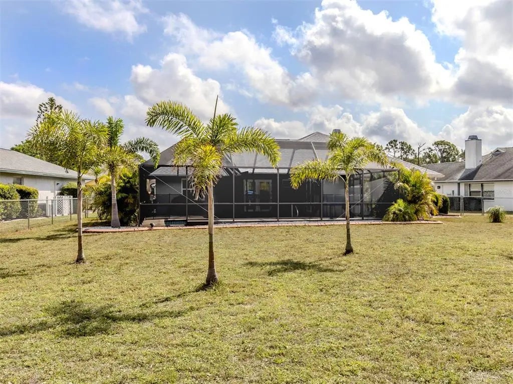 Gulf Shores Realty: 21 85badc252e2d9ebaf38d72cb2dcfe1c7 l