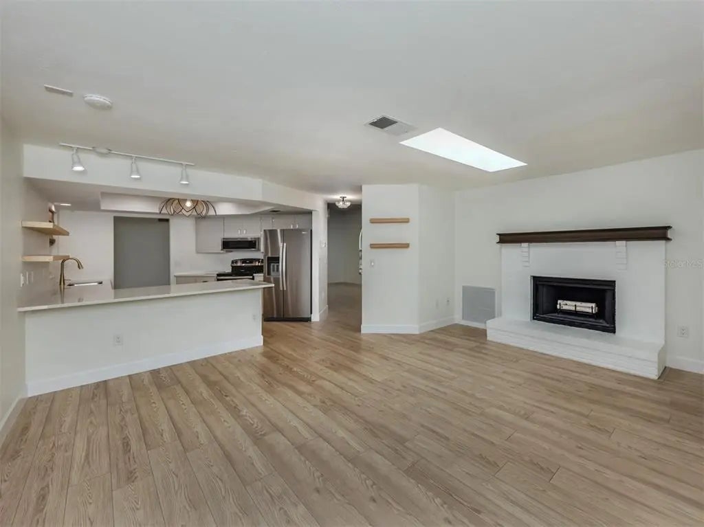 Gulf Shores Realty: 33 20747ebd9378a15737355ebd454ca9d9 l