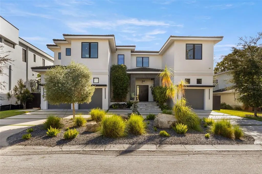 4924 W San Rafael Street, TAMPA