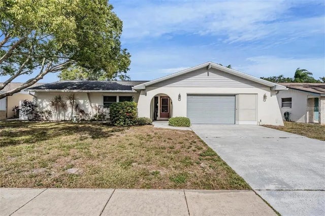 2240 Colonial Drive, DUNEDIN