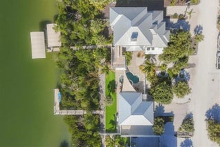 Gulf Shores Realty: 7 aa1541e647d23f3d6fcd074081797836 s