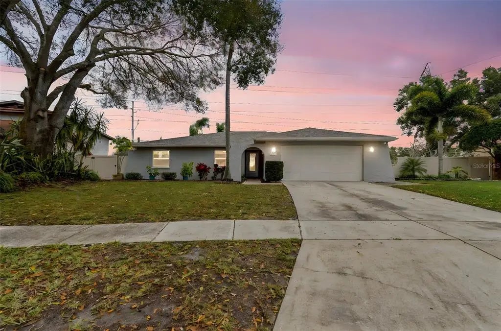 3311 Hunt Club Drive, CLEARWATER