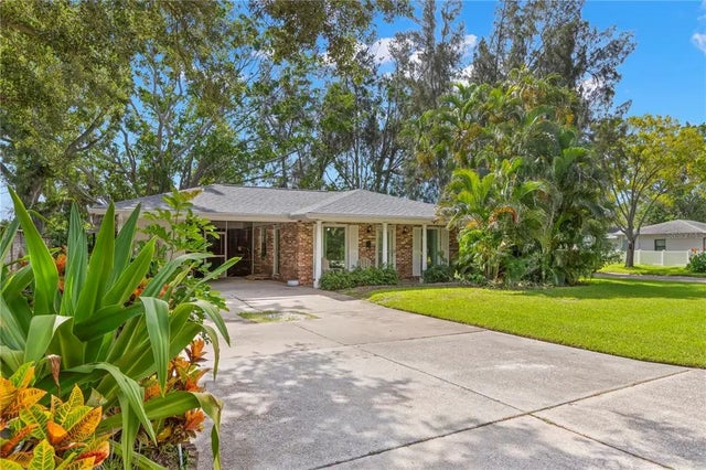 8431 Riverside Drive Ne, ST PETERSBURG