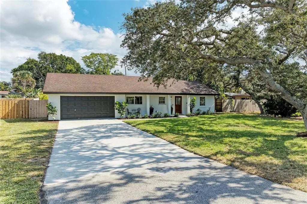 8245 Longbay Boulevard, SARASOTA