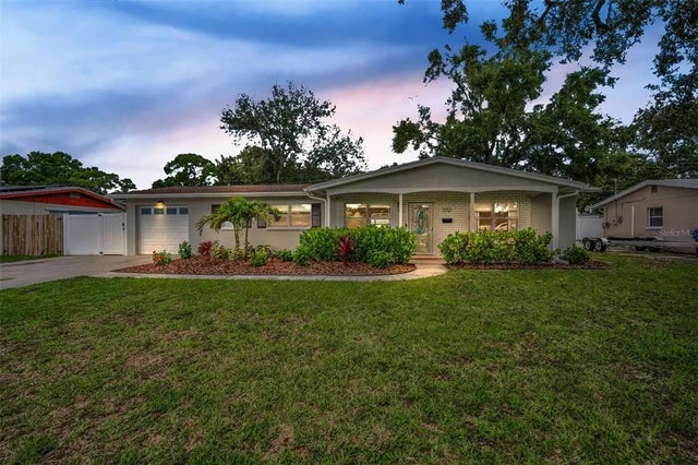 1557 77th Avenue N, ST PETERSBURG