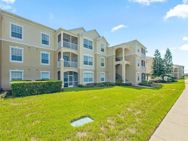 2304 Silver Palm Drive 205, KISSIMMEE