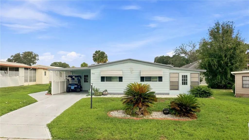 704 Roseapple Avenue, LADY LAKE