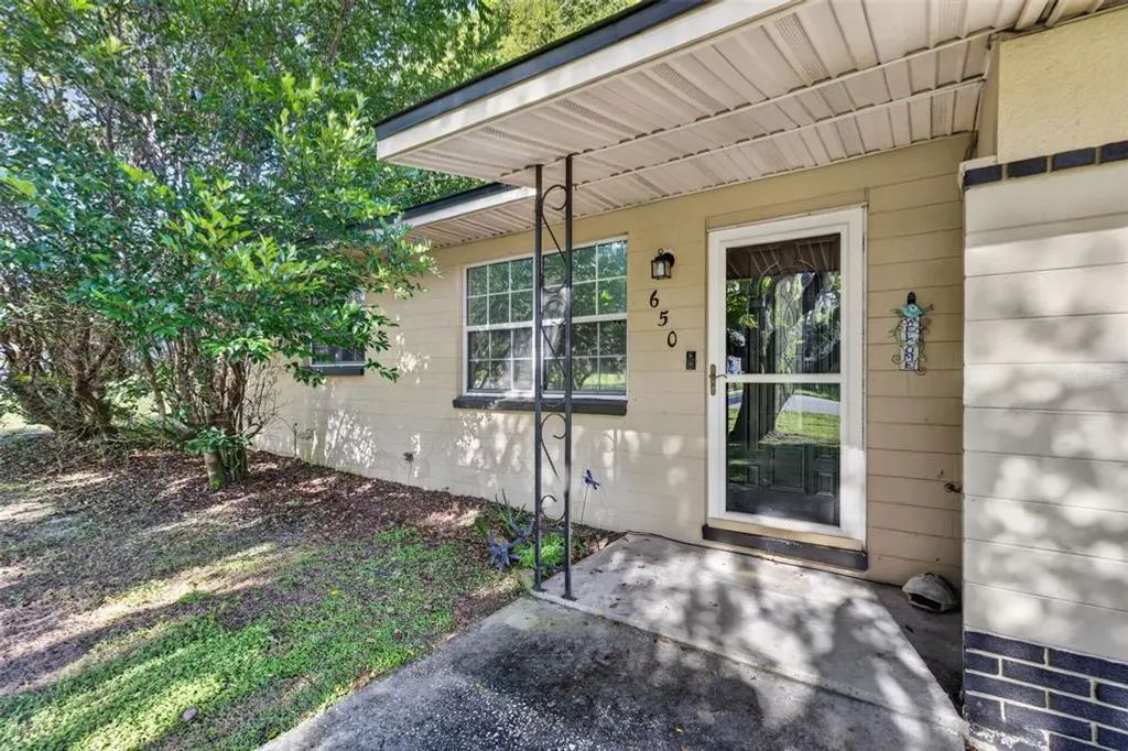 650 S Carpenter Avenue, ORANGE CITY