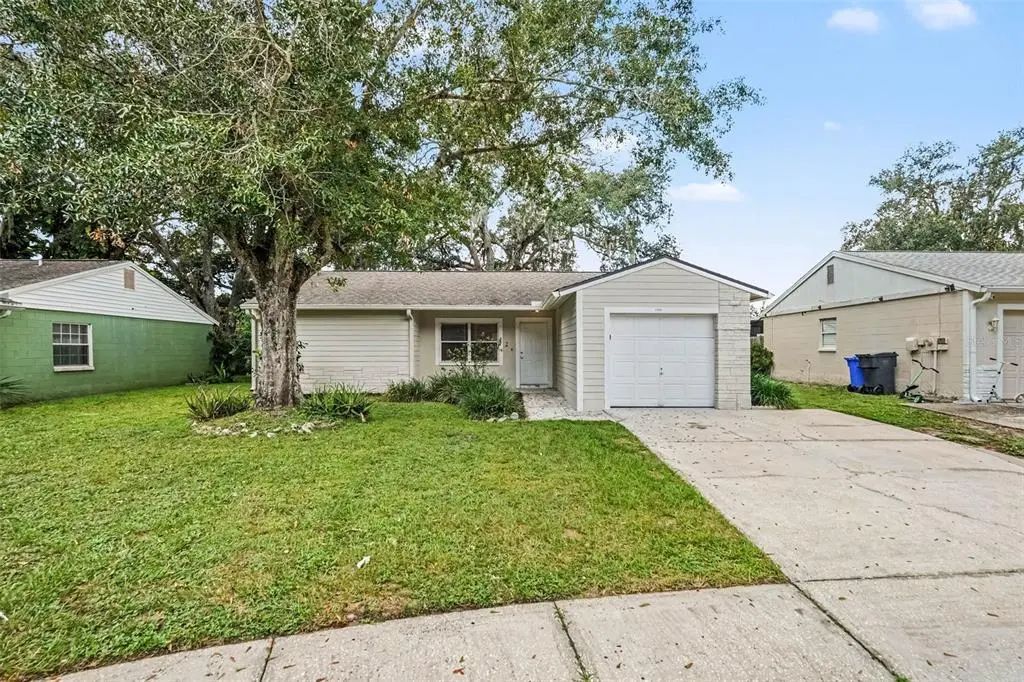 13904 Fullerton Drive, TAMPA