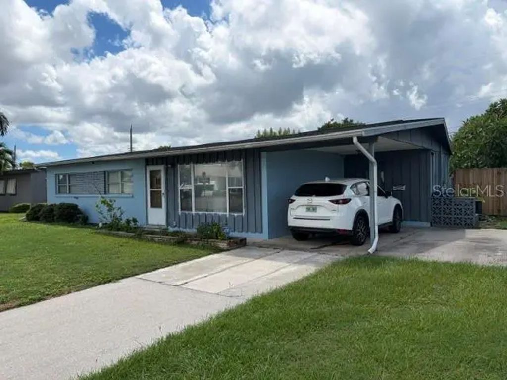 2308 Bayshore Gardens Parkway, BRADENTON