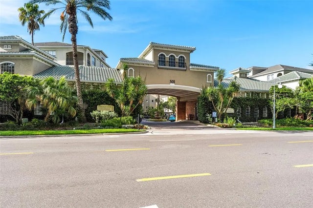 501 Knights Run Avenue 1123, TAMPA