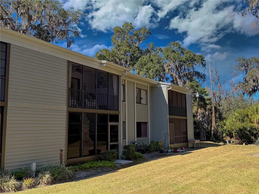 306 Palm Coast Parkway Ne 203, PALM COAST