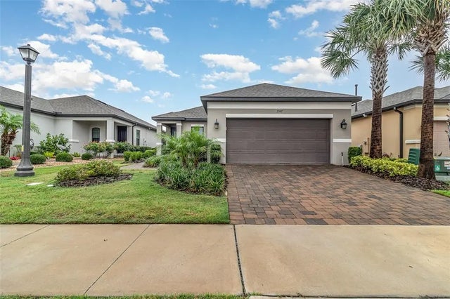 2342 Clemblue Road, CLERMONT