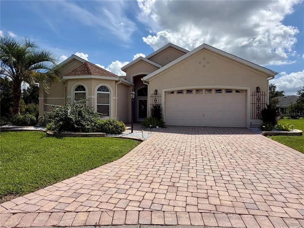 1802 Estafana Way, THE VILLAGES