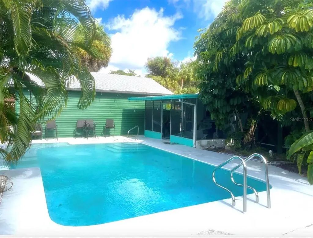 7327 59th Street N, PINELLAS PARK