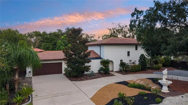 403 Weeburn Road, TEMPLE TERRACE