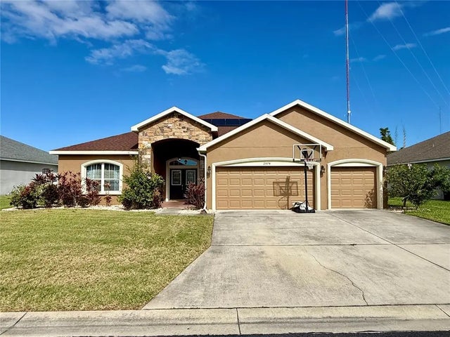 2574 Highlands Creek Way, LAKELAND