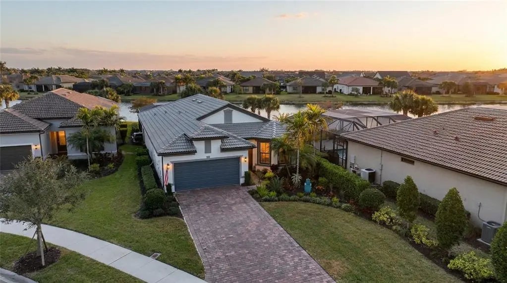 Photo of Listing #C7521796