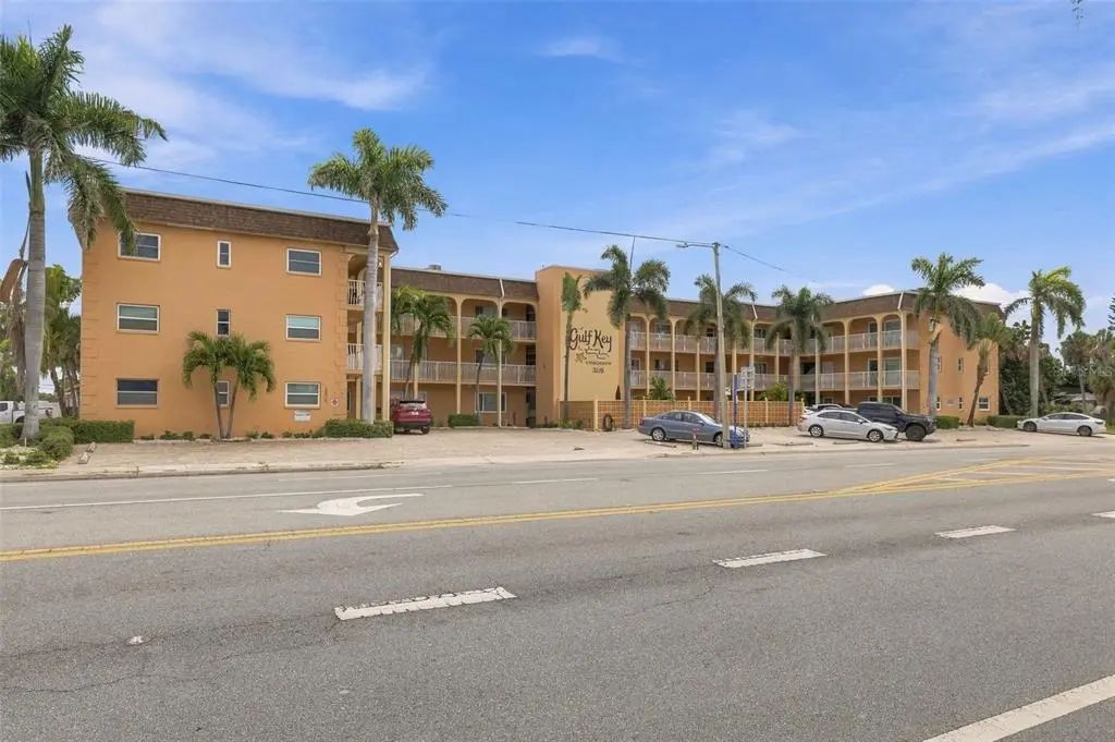 3575 Gulf Boulevard 105, ST. PETE BEACH