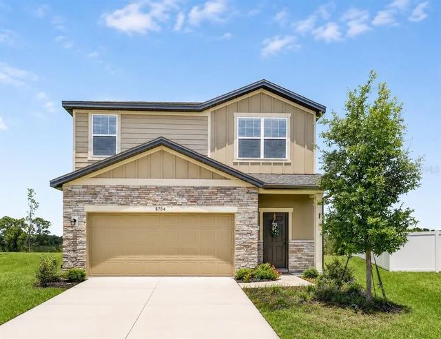 8704 Sportsman Loop, GROVELAND