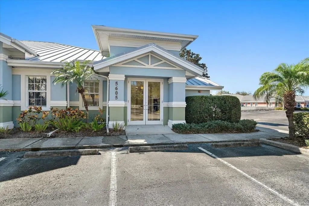 5605 Marquesas Circle 12c, SARASOTA