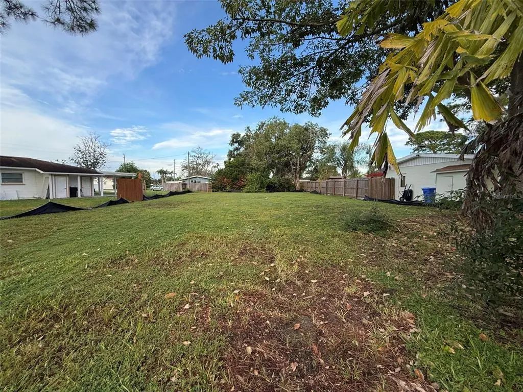 9000 1st Street N, ST PETERSBURG