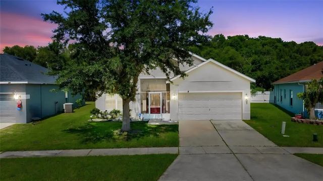 907 Hacienda Circle, KISSIMMEE