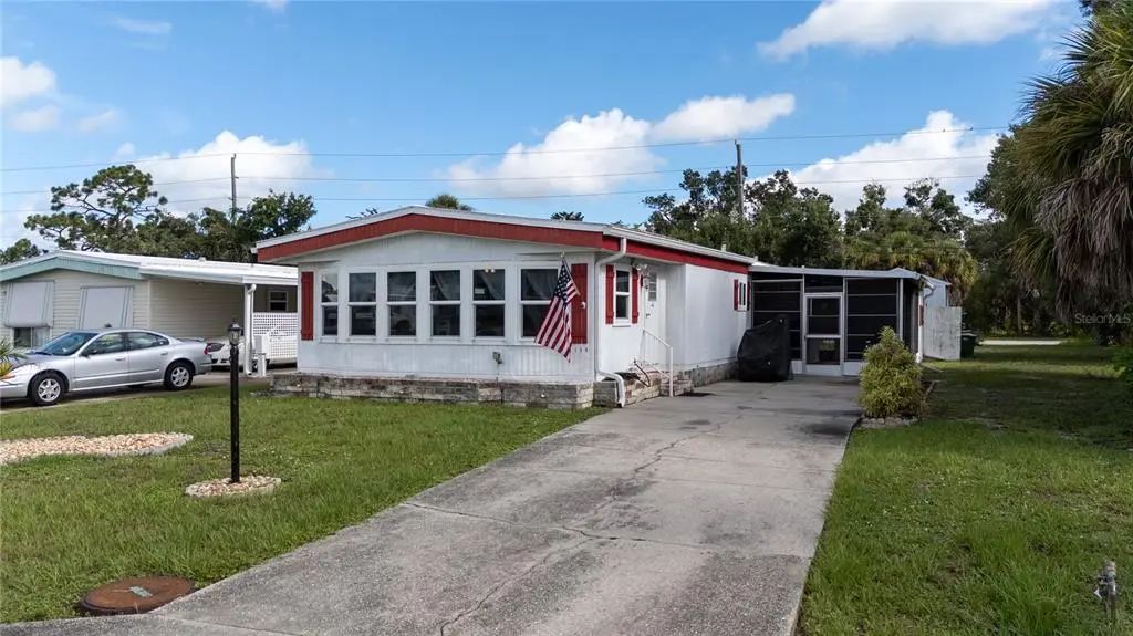 2754 Tanager Lane, ENGLEWOOD