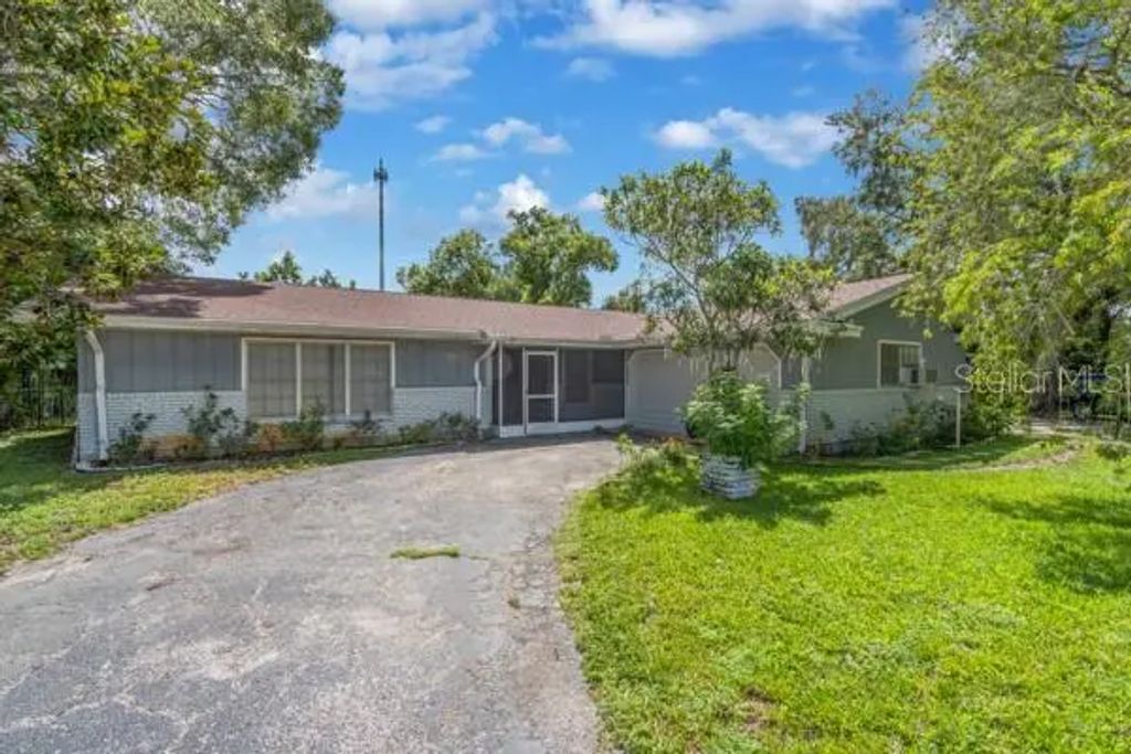 12009 Waterside Court, TAMPA