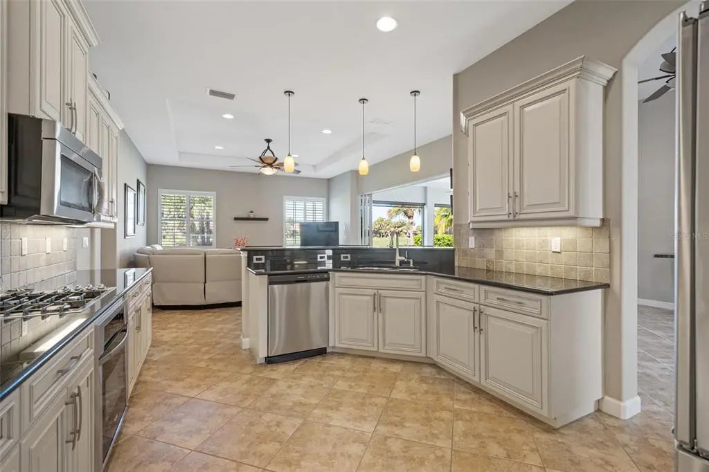 Gulf Shores Realty: 14 f5b06d07b810c0df19000353f971de62 l