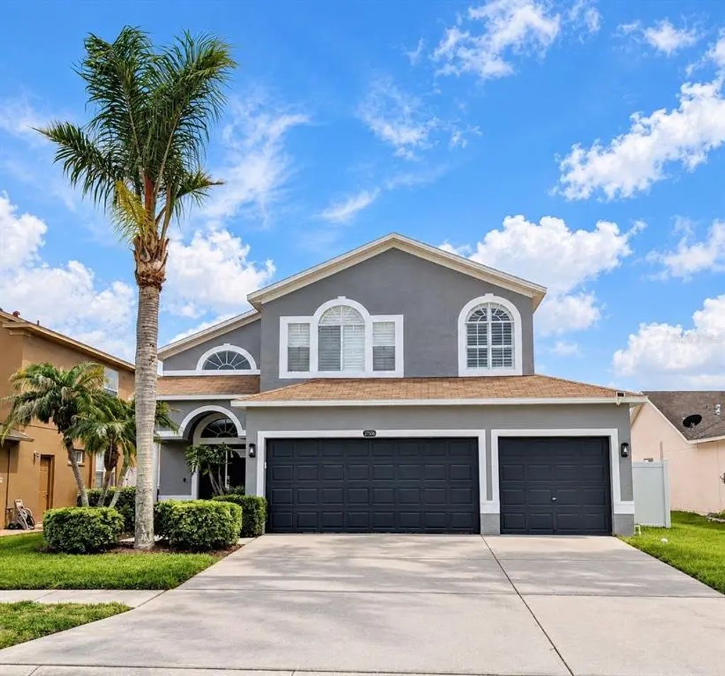 27506 Waikiki Court, WESLEY CHAPEL