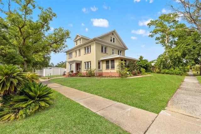 241 72nd Street N, ST PETERSBURG