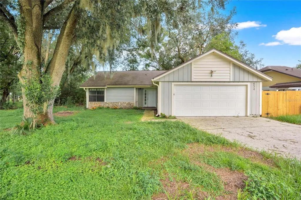 654 Cypress Lane, WINTER SPRINGS