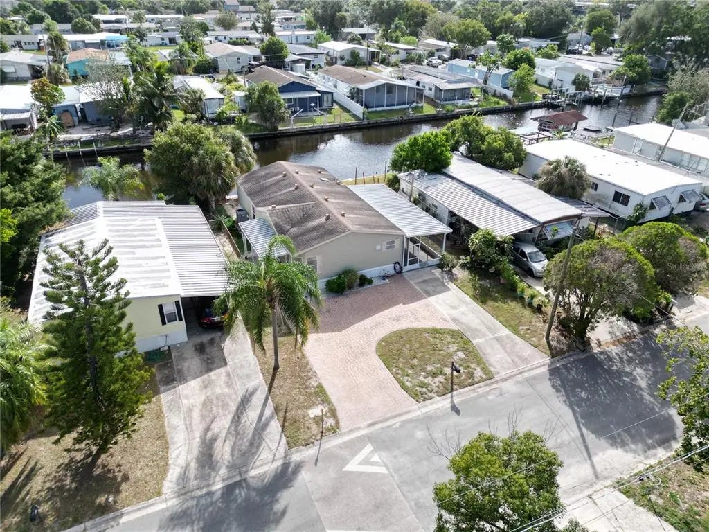 5813 Coventry Drive, TAMPA