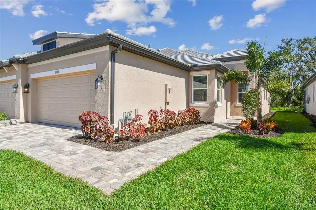 18106 Cherished Loop, BRADENTON
