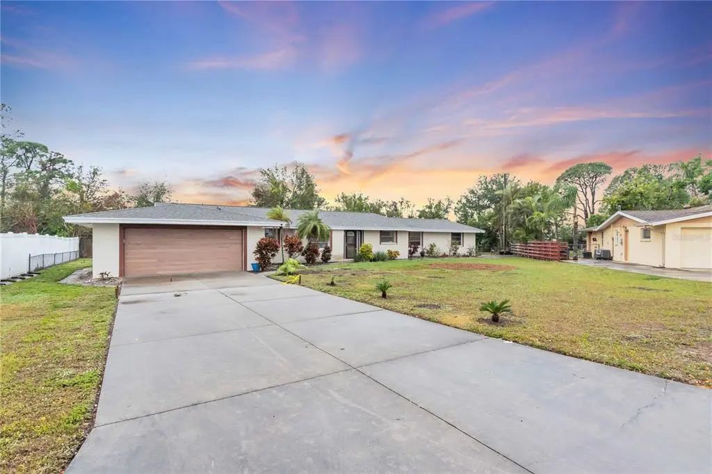 7420 Cass Circle, SARASOTA