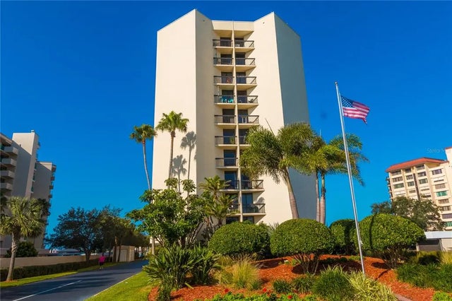 690 Island Way 708, CLEARWATER BEACH