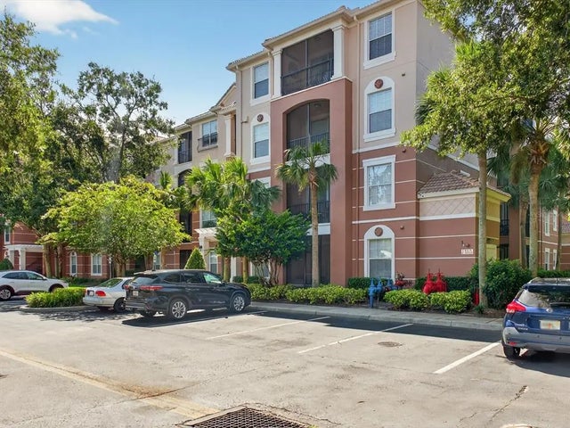 1353 Venezia Court 205, DAVENPORT