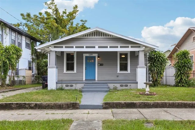 1209 E 17th Avenue, TAMPA