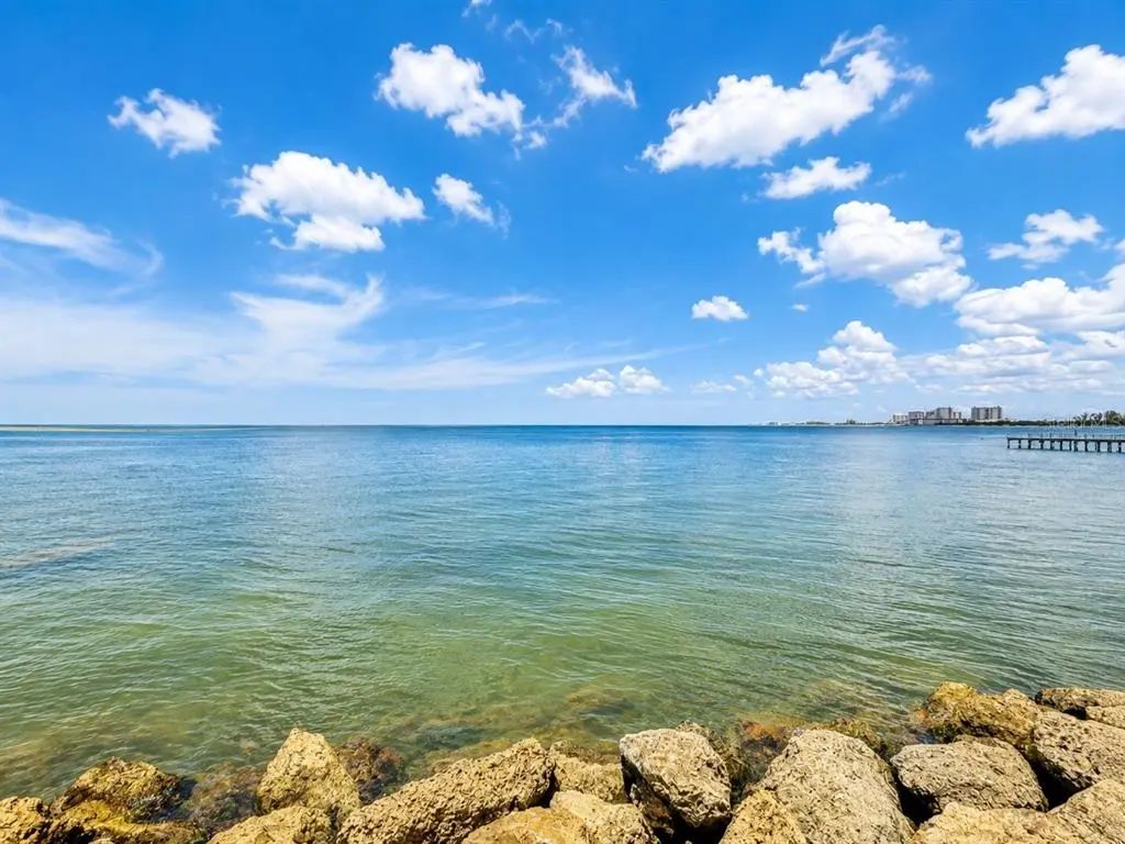 4660 Ocean Boulevard Q, SARASOTA