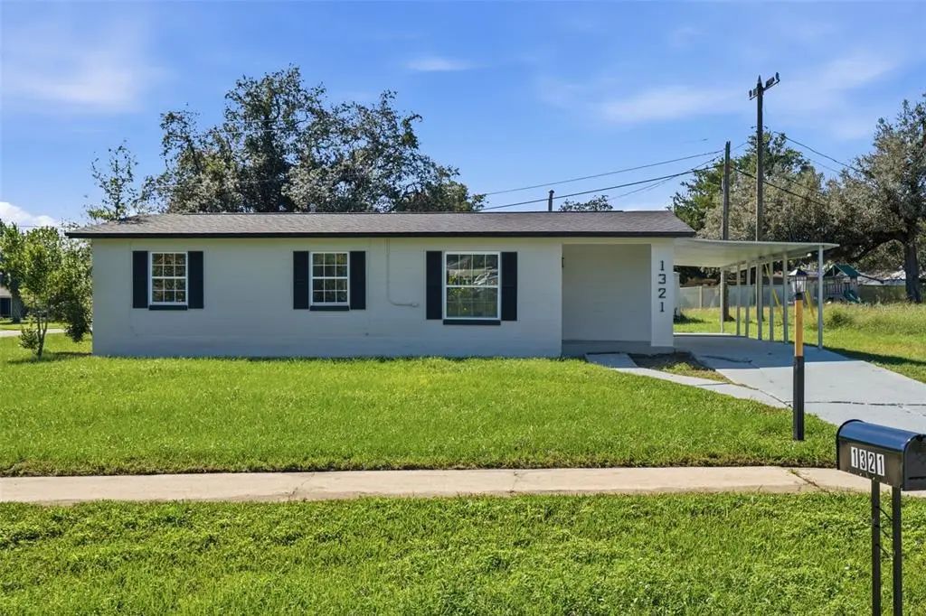 1321 Fountainhead Drive, DELTONA