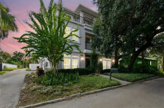 1408 W Azeele Street, TAMPA